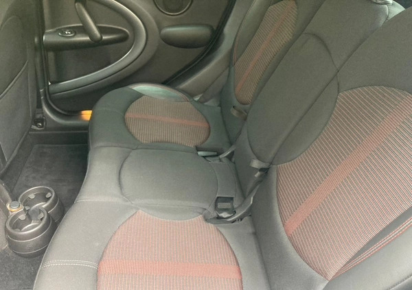 MINI Countryman cena 53900 przebieg: 146000, rok produkcji 2016 z Józefów małe 436